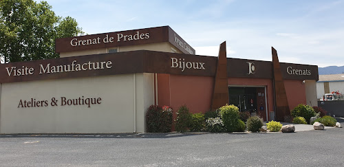 attractions Manufacture du Grenat Prades