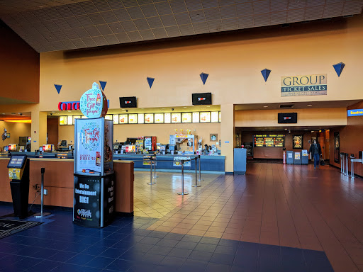 Movie Theater «Regal Cinemas Branford 12», reviews and photos, 325 E Main St, Branford, CT 06405, USA
