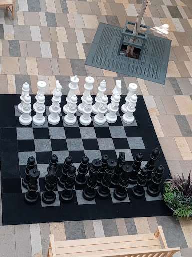 Department Store «Saks Fifth Avenue», reviews and photos, 26100 Cedar Rd, Beachwood, OH 44122, USA