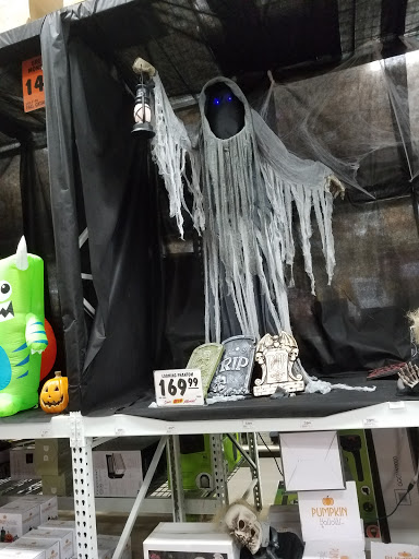 Home Improvement Store «Menards», reviews and photos, 6800 Wayzata Blvd, Golden Valley, MN 55426, USA