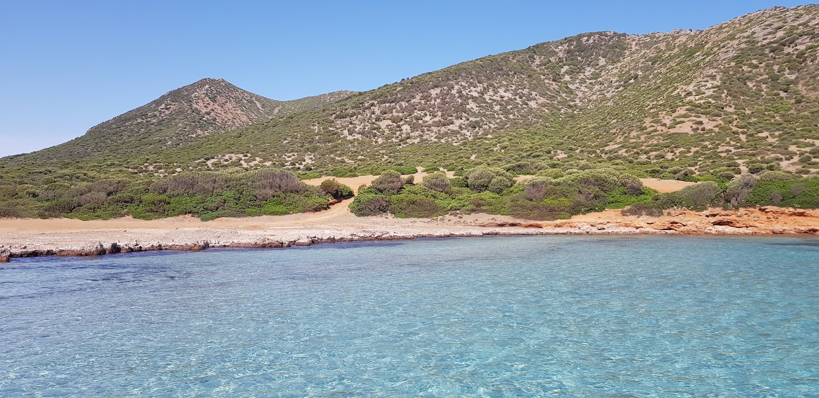 Photo of Port Shield beach wild area