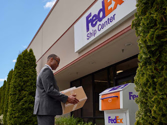 FedEx Ship Center