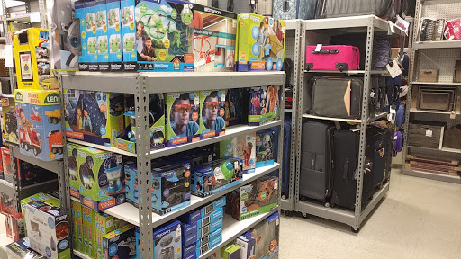 Home Goods Store «Tuesday Morning», reviews and photos, 6230 Rolling Rd, West Springfield, VA 22152, USA