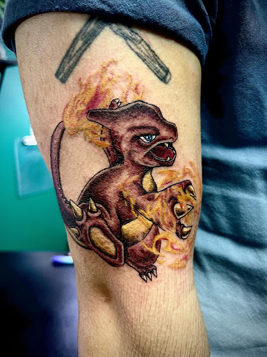 Explore daisy flower tattoo ideas, creative tattoo ideas in Mobile, available at Boujie Tattoo & Body Piercing