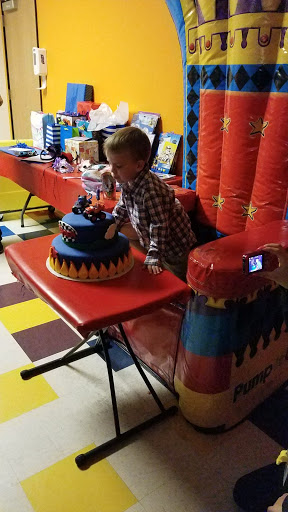Amusement Center «Pump It Up of Tracy», reviews and photos, 1325 N MacArthur Dr, Tracy, CA 95376, USA