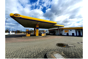 JET Tankstelle image