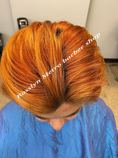 Barber Shop «Rosslyn Barber Shop», reviews and photos, 1700 N Moore St #350, Arlington, VA 22209, USA