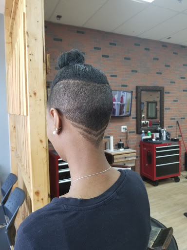 Barber Shop «Turning Heads Barbershop», reviews and photos, 16112 Marsh Rd #409, Winter Garden, FL 34787, USA