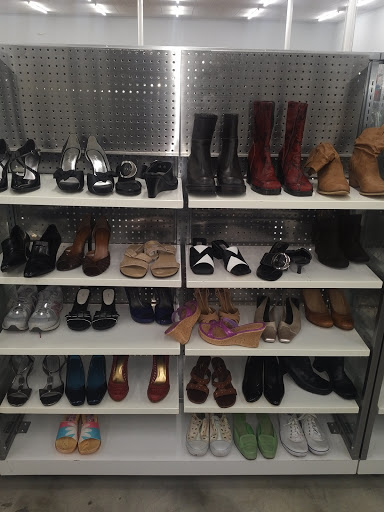 Thrift Store «Carolina Thrift», reviews and photos, 2821 Brentwood Rd, Raleigh, NC 27604, USA