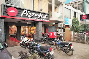 Pizza Hut image