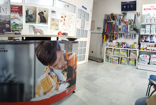 Centro Veterinario Salteras Urgencias 24h en Salteras, Sevilla