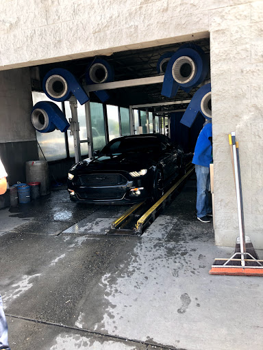 Five Minute Car Wash Express en Modesto