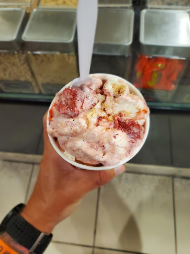 Ice Cream Shop «Cold Stone Creamery», reviews and photos, 250 N Atlantic Ave #102, Daytona Beach, FL 32118, USA