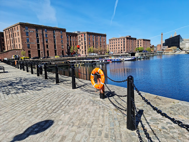 Comments and reviews of Royal Albert Dock Liverpool