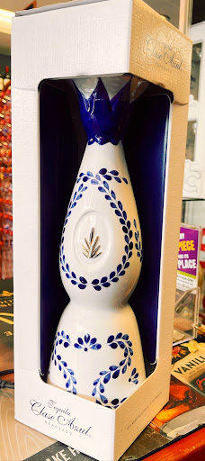 Liquor Store «Village Wine & Liquor Inc», reviews and photos, 161 N Wellwood Ave, Lindenhurst, NY 11757, USA