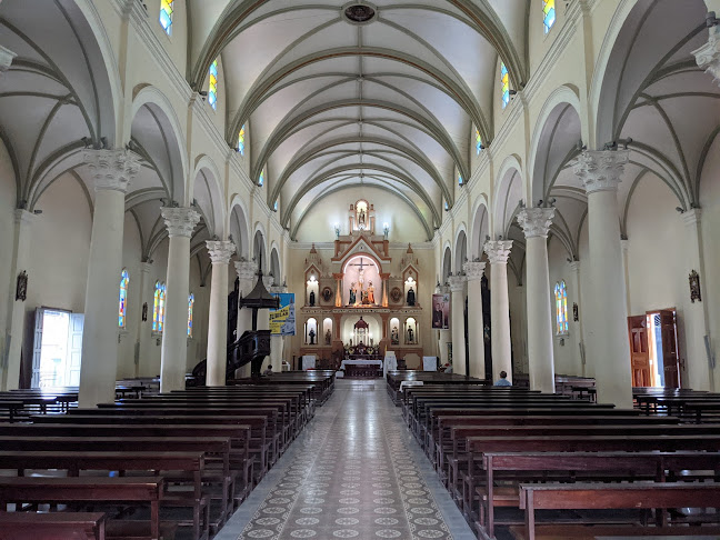 Opiniones de Catedral de Yurimaguas en Yurimaguas - Iglesia