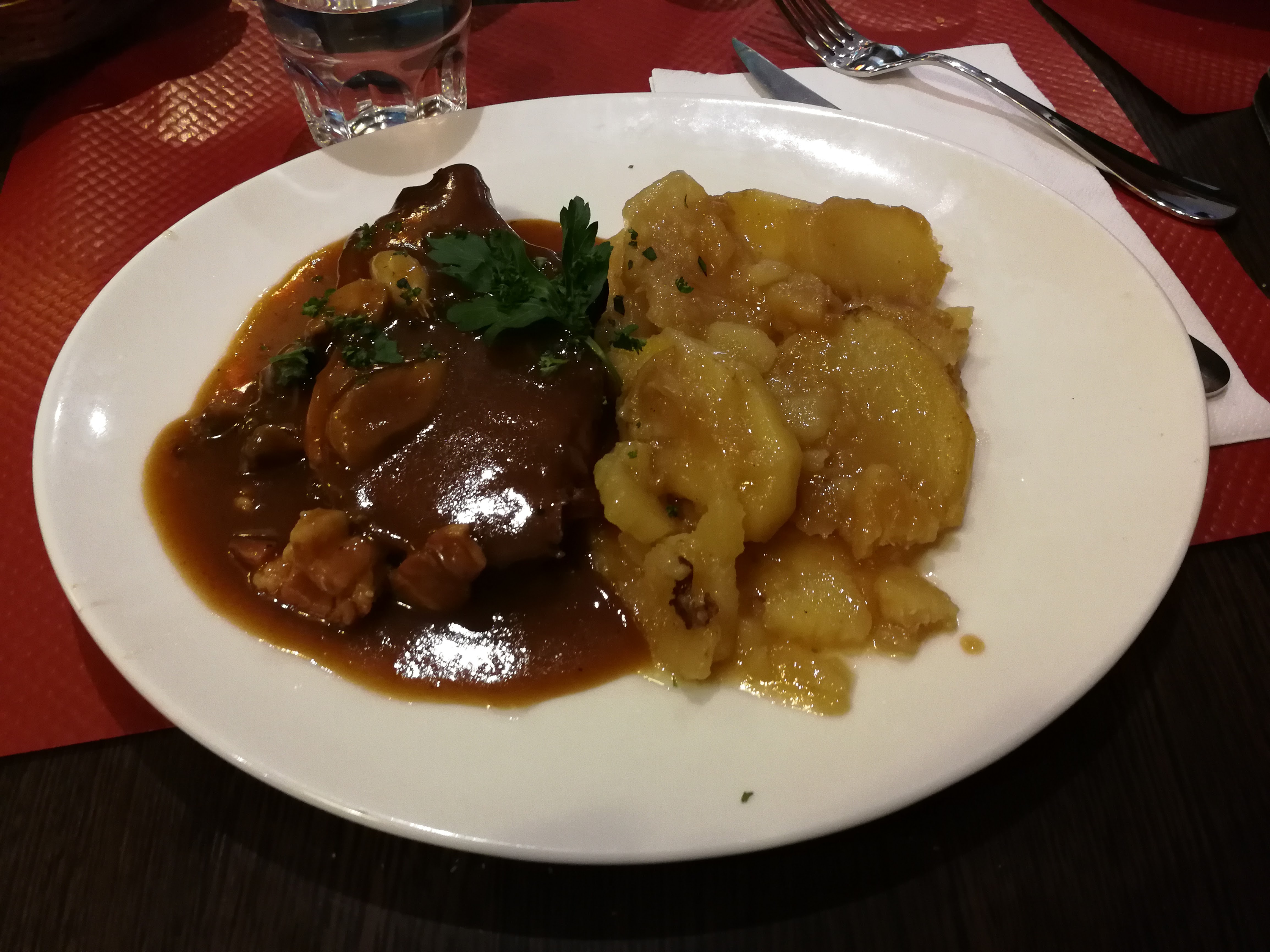 Photo n° 2 de l'avis de Canossio. fait le 20/11/2017 à 21:22