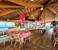 Atmosphère du Restaurant français La Vue des Alpes à Willer-sur-Thur - n°3