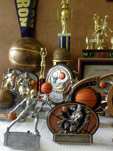 Engraver «Miracle Custom Awards & Gifts», reviews and photos, 565 Wolf Ledges Pkwy, Akron, OH 44311, USA