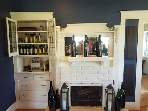 Winery «Jaxon Keys Winery & Distillery», reviews and photos, 10400 US-101, Hopland, CA 95449, USA