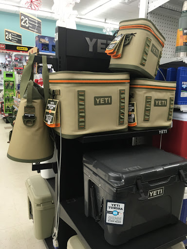 Hardware Store «Beverly Hills Ace Hdwe», reviews and photos, 17670 W 13 Mile Rd, Beverly Hills, MI 48025, USA