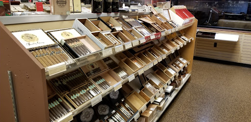 Tobacco Shop «Jenuwine Cigar Lounge», reviews and photos, 44791 Schoenherr Rd, Sterling Heights, MI 48313, USA