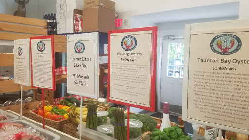 Seafood Market «Pine Tree Seafood & Produce», reviews and photos, 655 US-1, Scarborough, ME 04074, USA