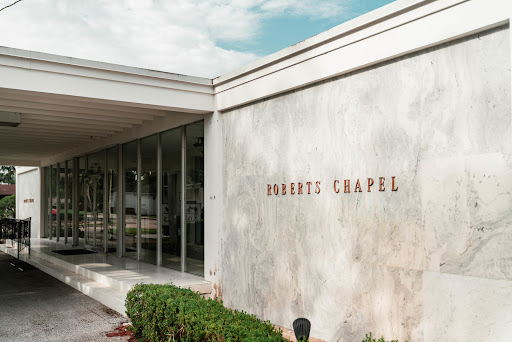 Funeral Home «Roberts Funeral Home Downtown Chapel», reviews and photos, 606 SW 2nd Ave, Ocala, FL 34471, USA