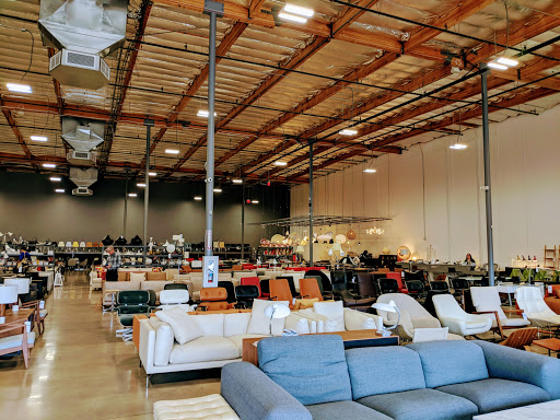 Office furniture store Ventura