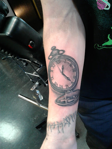 Tattoo Shop «Cactus Tattoo», reviews and photos, 307 N Riverfront Dr, Mankato, MN 56001, USA