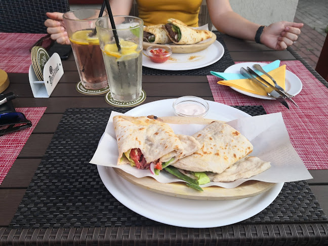 Pan de Oliva & Noodle - Étterem