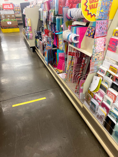 Department Store «Bi-Mart», reviews and photos, 1680 W 18th Ave, Eugene, OR 97402, USA