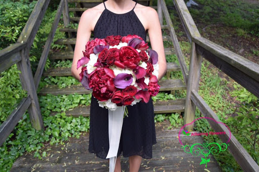 Florist «Alluring Flowers», reviews and photos, 12 Wheeler Ave, Betterton, MD 21610, USA