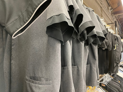 Dry Cleaner «Chicago Green Cleaners», reviews and photos, 3103 N Ashland Ave, Chicago, IL 60657, USA