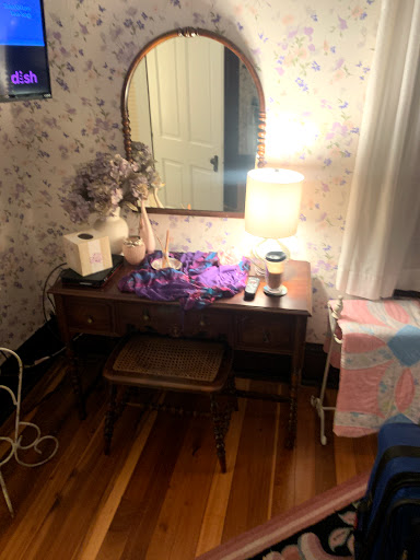 Lodge «The Farmhouse Inn», reviews and photos, 108 W Swan St, Centerville, TN 37033, USA