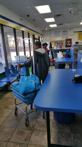 Shopping Mall «Crossroads South Shopping Ctr», reviews and photos, 8059 Tara Blvd, Jonesboro, GA 30236, USA