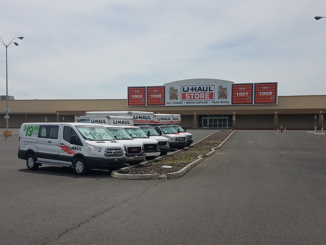 U-Haul Storage at East Nob Hill