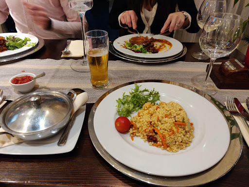 Restauracje, gdzie zjeść obiad Katowice