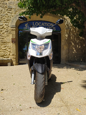 Location Scooters Uzès à Uzès