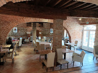 Atmosphère du Domaine de la Terrasse - Salles de réception - Restaurant - Hébergement à Carbonne - n°2
