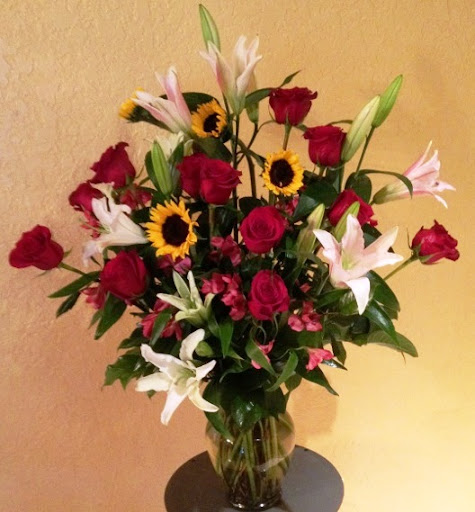 Florist «Seasons Flowers of South Beach», reviews and photos, 1526 Alton Rd, Miami Beach, FL 33139, USA