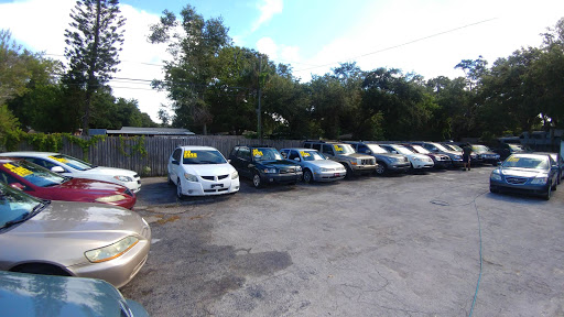 Used Car Dealer «Donny Mills Auto Sales», reviews and photos, 450 E Bay Dr, Largo, FL 33770, USA
