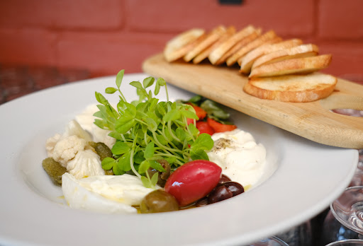 Mezzaluna Pasteria & Mozzarella Bar image