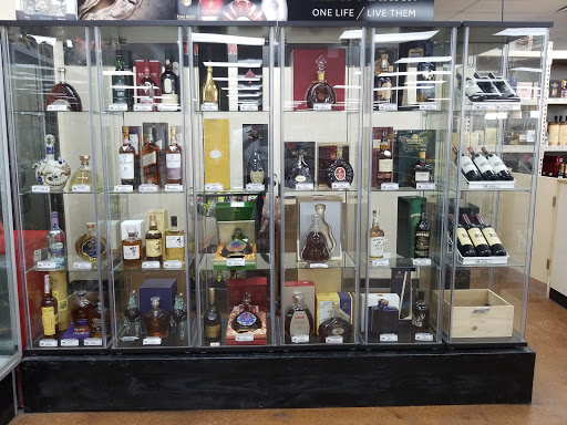 Liquor Store «Liquor Depot Express», reviews and photos, 2801 E Pioneer Pkwy #106, Arlington, TX 76010, USA