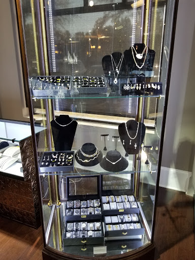 Jewelry Store «Meridian Diamond Co», reviews and photos, 780 Holcomb Bridge Rd, Roswell, GA 30076, USA