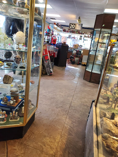 Pawn Shop «Mr Pawn», reviews and photos, 1910 Lake St S, Forest Lake, MN 55025, USA