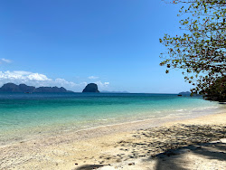 Koh Ngai Resort Beach'in fotoğrafı çok temiz temizlik seviyesi ile