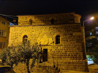 Αγία Άννα-St.Anna Kilisesi (Küçük Ayvasıl Kilisesi)