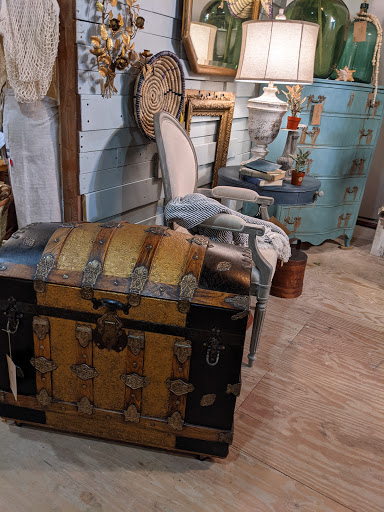 Home Goods Store «Chartreuse & co», reviews and photos, 4007 Buckeystown Pike, Frederick, MD 21704, USA