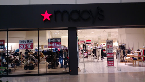 Shopping Mall «Eastland Center», reviews and photos, 18000 Vernier Rd, Harper Woods, MI 48225, USA